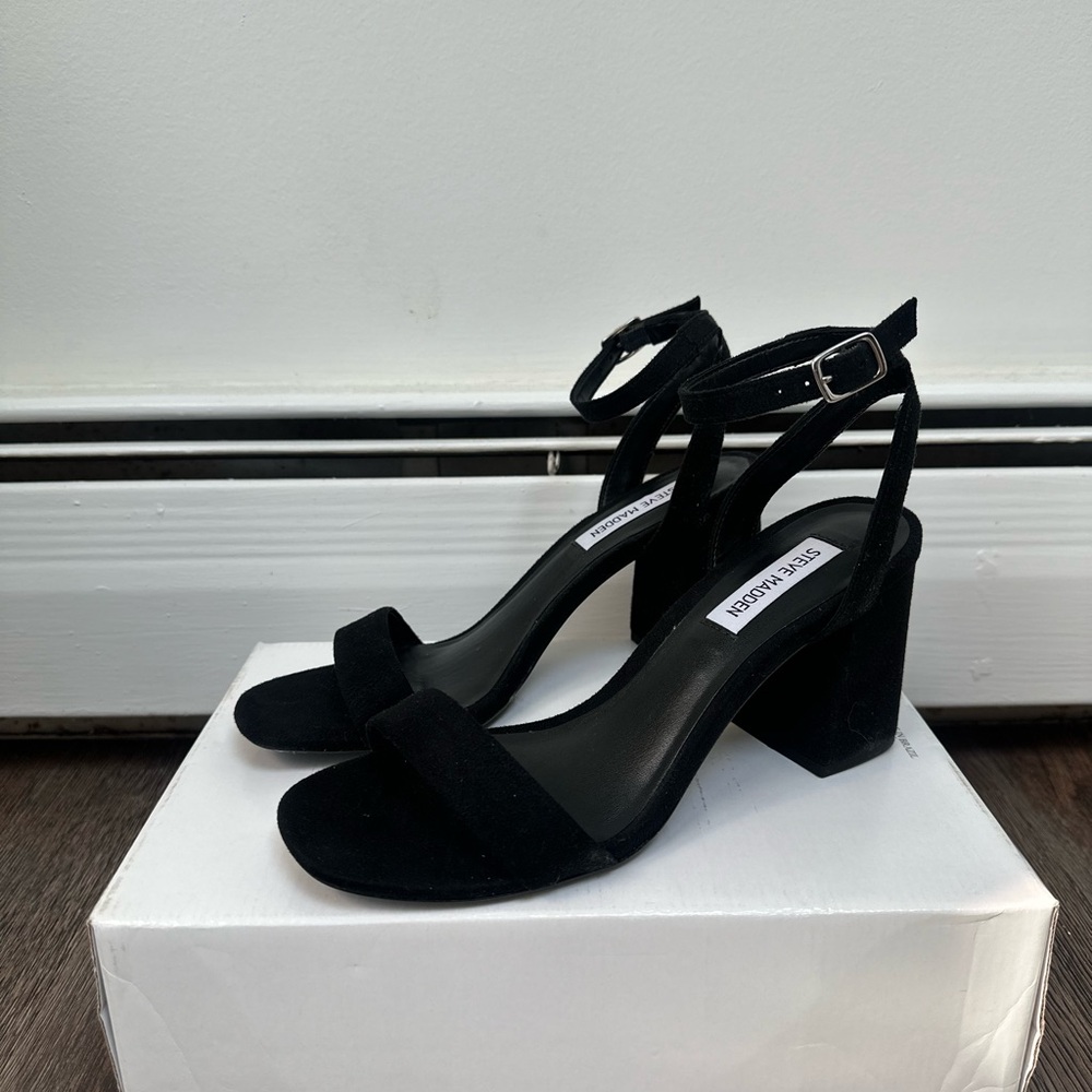 Steve Madden Black Chunky Heel Sandals